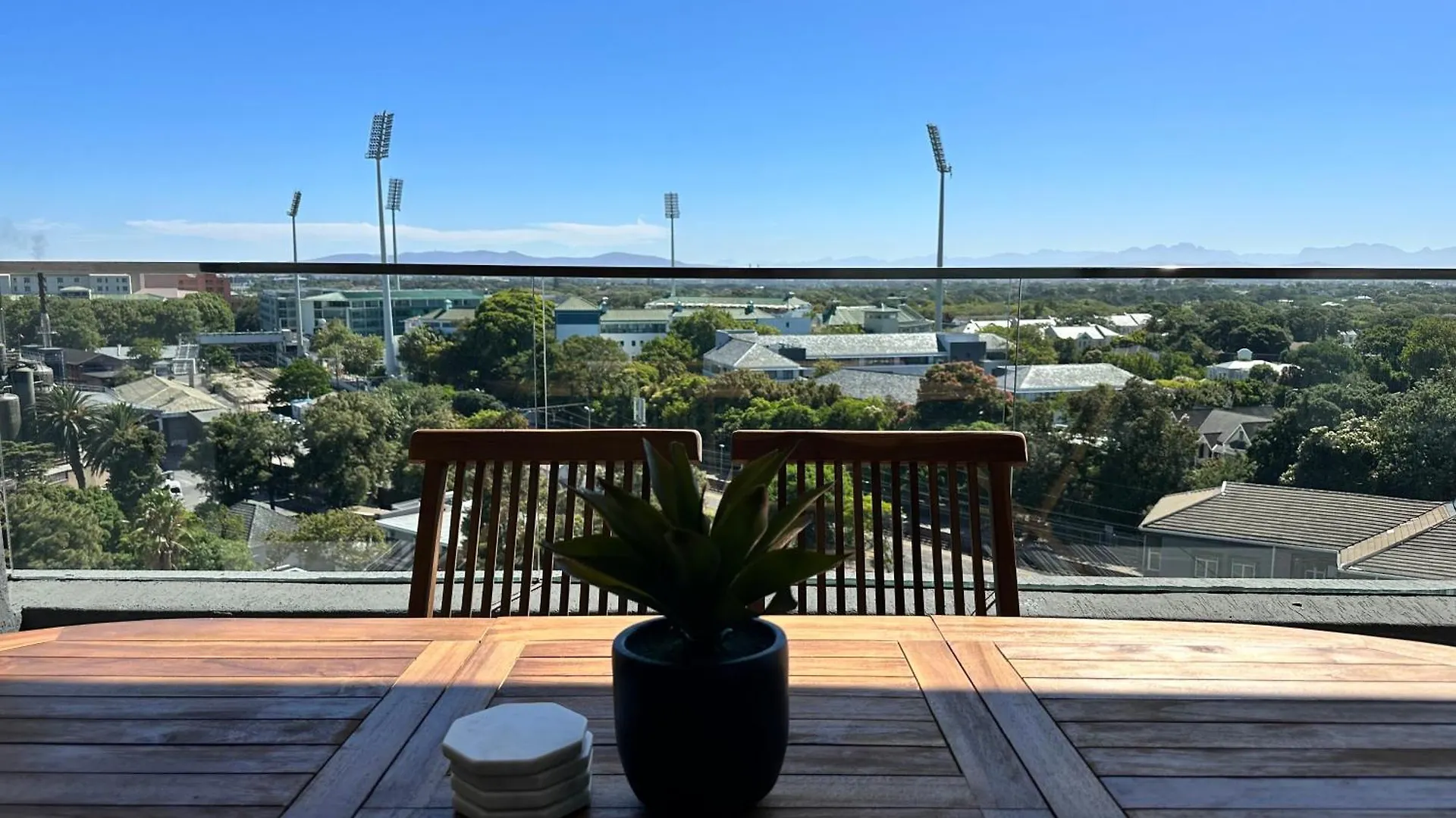 Newlands Peak 9Th Floor Penthouse Apartment Cape Town