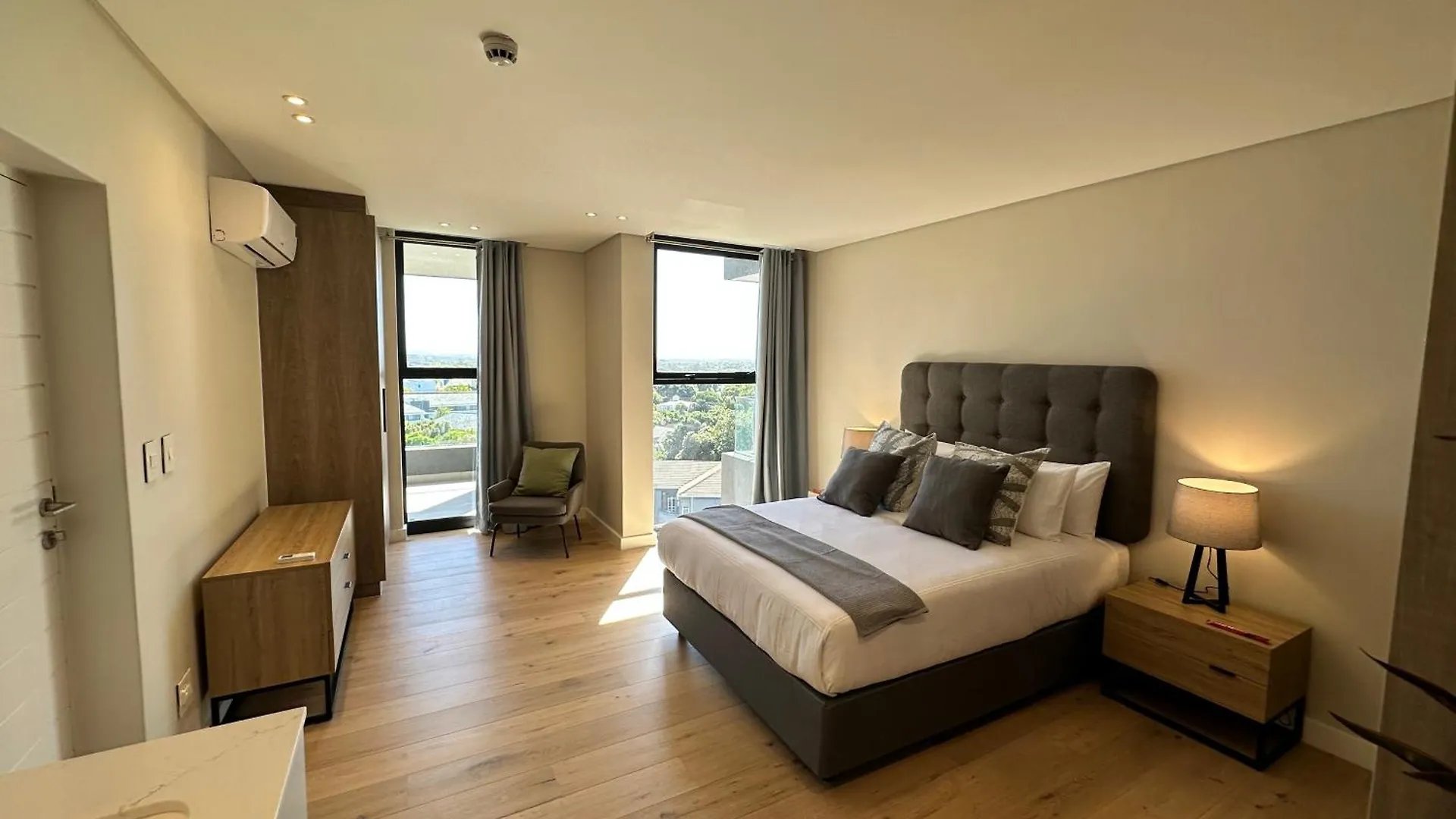 Newlands Peak 9Th Floor Penthouse Apartment Cape Town
